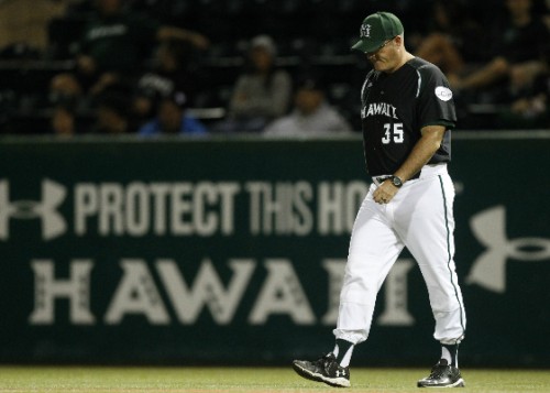 UH-NMSU-baseball.jpg